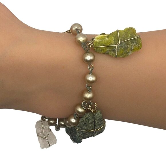 Wire Wrapped Natural Stone Crystal Bracelet Artisan Made - Picture 2 of 2